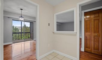 196 Old River Rd 5F, Lincoln, RI 02865