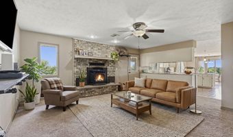19360 Lawrence 2227, Aurora, MO 65605