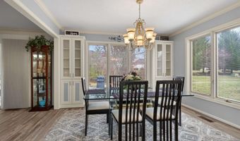 1122 Packard Pl, Auburn, IN 46706