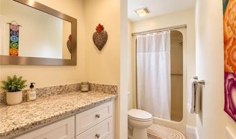 520 Corey Ln, Middletown, RI 02842