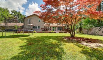 103 Malory Ct, Blakeslee, PA 18610