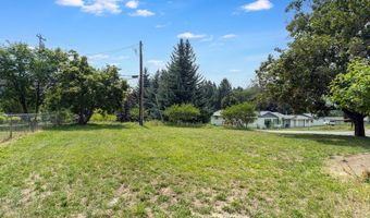 7421 WELLS St, Bonners Ferry, ID 83805
