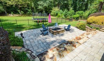 2210 Spalding Dr, Atlanta, GA 30350