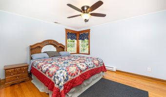 81 Minnesota Ln, Bristol, CT 06010