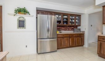 31 Stratfordshire Dr, Alloway, NJ 07461