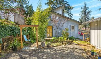 1159 Park St, Ashland, OR 97520