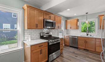 695 Budlong, Adrian, MI 49221