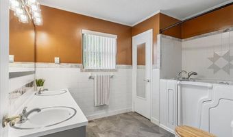 610 Hudson St, Athens, TN 37303