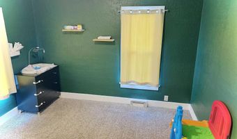 405 W 20th St, Auburn, IN 46706