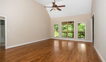 215 DAVIS ACRES Dr, Alpine, AL 35014