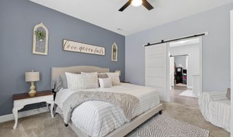 227 HOLLI Ln, Anniston, AL 36201