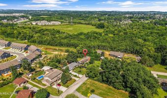 1061 S Linden Dr, Alcoa, TN 37701