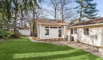 8407 GEORGIAN Way, Annandale, VA 22003