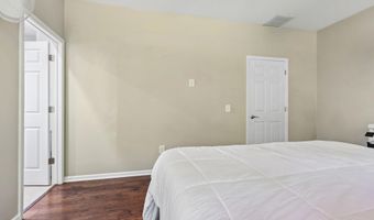 66 Sandpiper Rd, Barnegat, NJ 08005