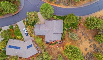 3192 NW Golf View Dr, Bend, OR 97703