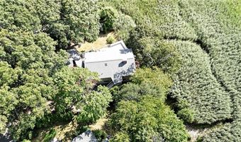 2 Buckingham St, Barrington, RI 02806