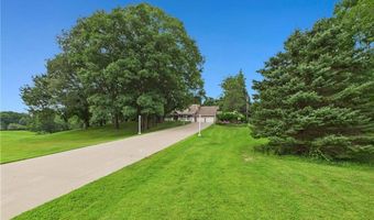 16714 Queens Rd, Avon, MN 56310