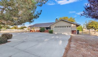 12490 Palomino Ln, Apple Valley, CA 92308