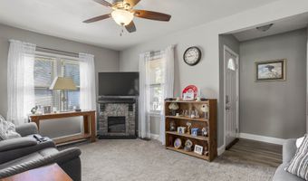 902 E FREMONT St, Appleton, WI 54915