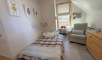 81 Chapin St, Brattleboro, VT 05301