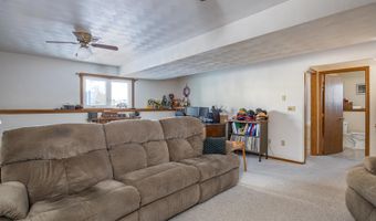 3200 S HUCKLEBERRY Ln, Appleton, WI 54915