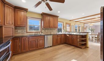 291 W Westwood Dr, Augusta, KS 67010