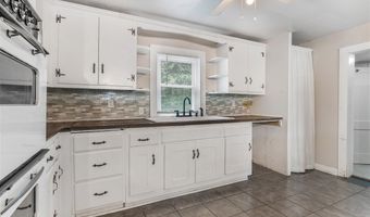 233 E Gallatin St, Adairville, KY 42202