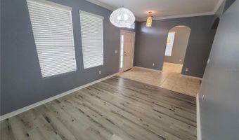 553 SHIRLEY Dr, Apopka, FL 32712