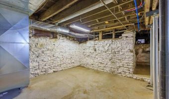 218 Stanley Ave, Cincinnati, OH 45226