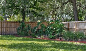 1043 LAKESIDE Dr, Apopka, FL 32712