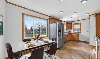 3649 Berkeley Ave, Alton, IL 62002