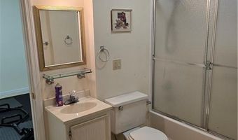 1502 Hillcrest Ct, Atchison, KS 66002