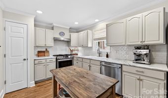 3910 Admiral Ave, Charlotte, NC 28205