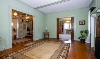 421 Center St, Ashland, OH 44805