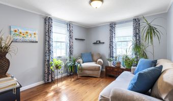 22 Rowe Pl, Bristol, CT 06010