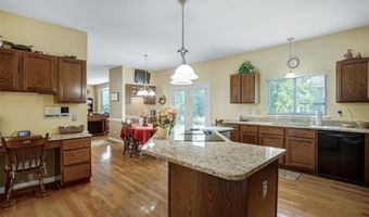 420 April Oaks Ct, Ballwin, MO 63021