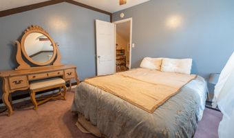 1227 S Ctr, Casper, WY 82601
