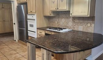 1803 Crouch St, Bentonville, AR 72712