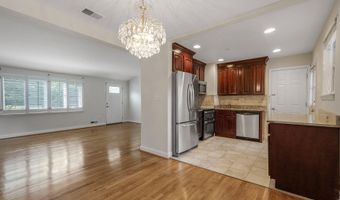6903 FERN Ln, Annandale, VA 22003