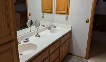 16560 Koda Rd, Apple Valley, CA 92307