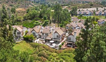 6171 E Morningview Dr, Anaheim, CA 92807