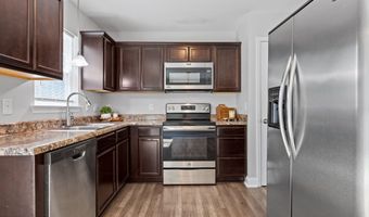 352 Tamarack Dr, Ayden, NC 28513