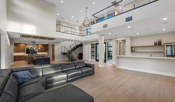 36 Hunting Horn Dr, Las Vegas, NV 89135