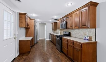 504 E 6th St, Baxter Springs, KS 66713