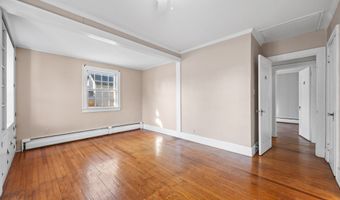 393 S Meriden Rd, Cheshire, CT 06410