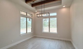 117 Pioneer Trl, Adkins, TX 78101