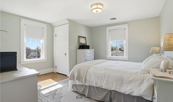47 Hyland Ave, East Greenwich, RI 02818
