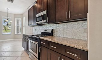 5222 CLOVER MIST Dr, Apollo Beach, FL 33572