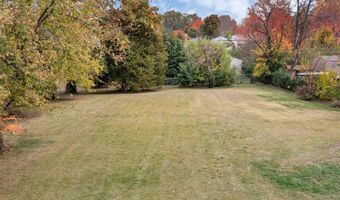 8216 Mackenzie Rd, Affton, MO 63123