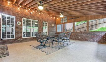 1211 WOODLANDS Way, Hoover, AL 35080